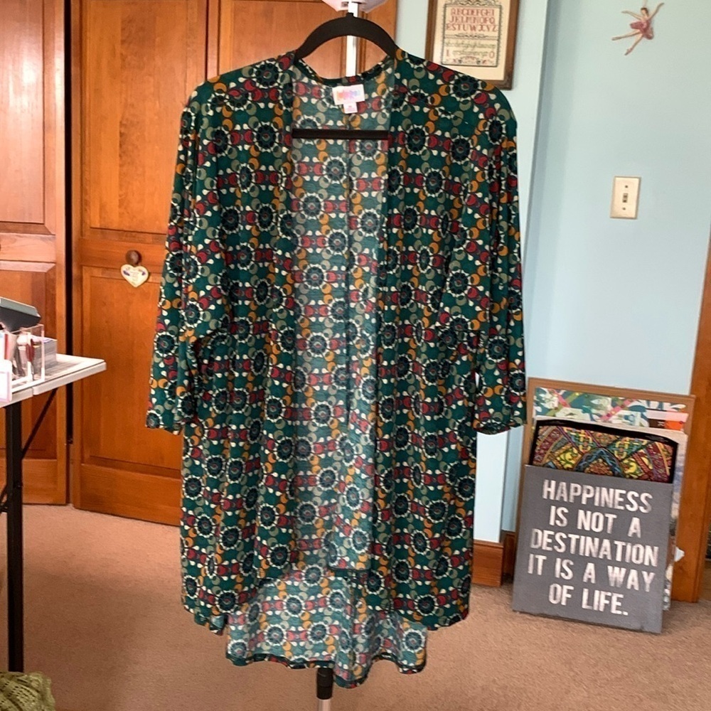 Adorable Lularoe Open Cardigan Size Medium NWOT